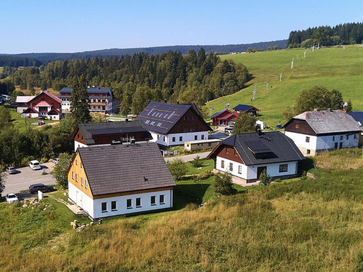 Penzion Kvilda - Lucni Luaran gambar